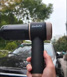 Máy hút bụi cầm tay nhỏ gọn